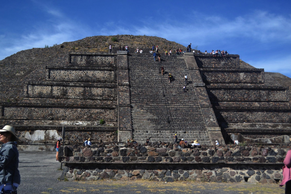 Private Teotihuacán Tour at Sunset – Afternoon Departure from Mexico
