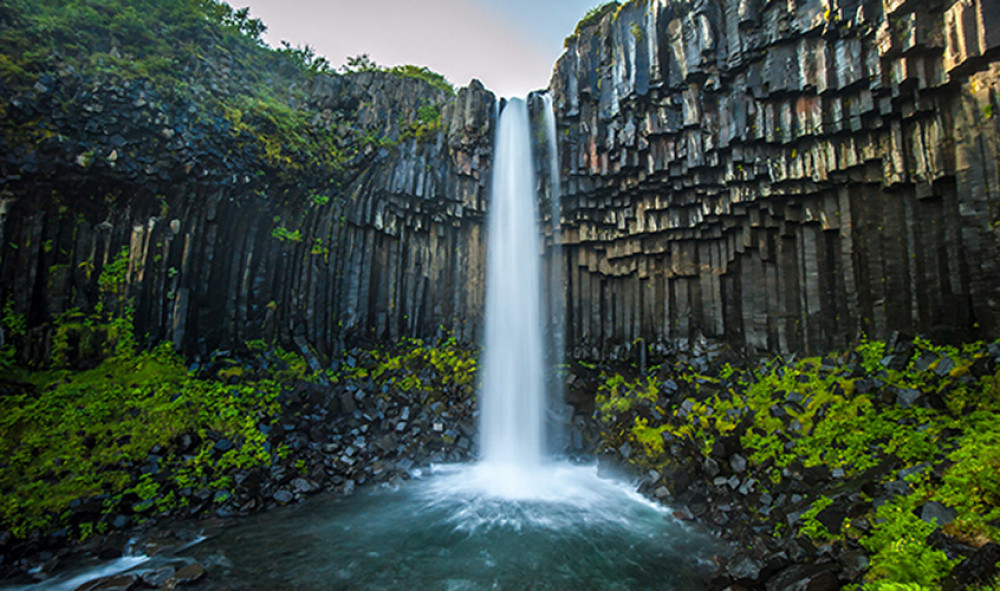 11-Day Iceland Full Experience With Small Group + Spanish-speaking Guide