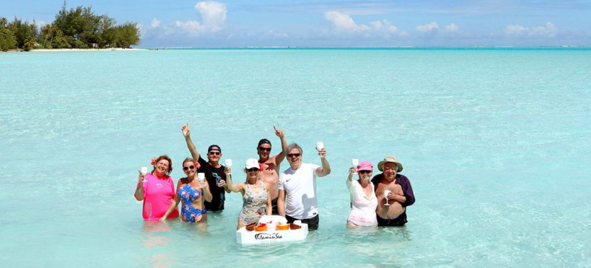 Luxury Private Full-Day Motu Experience