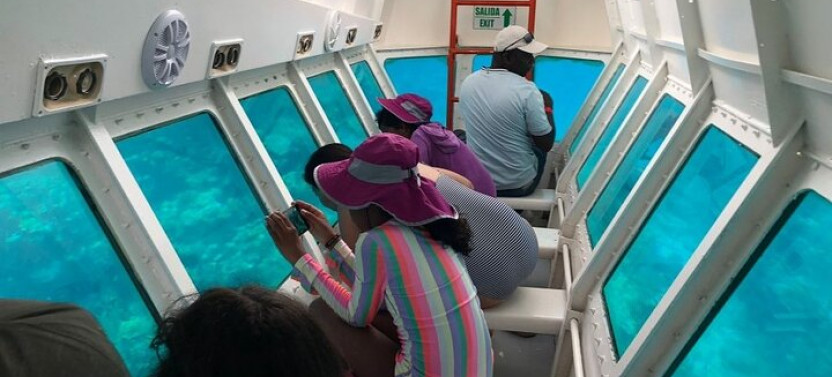 Glass Bottom Boat with Monkey, Slots Eco-Park and Chocolate, Rum Tasting
