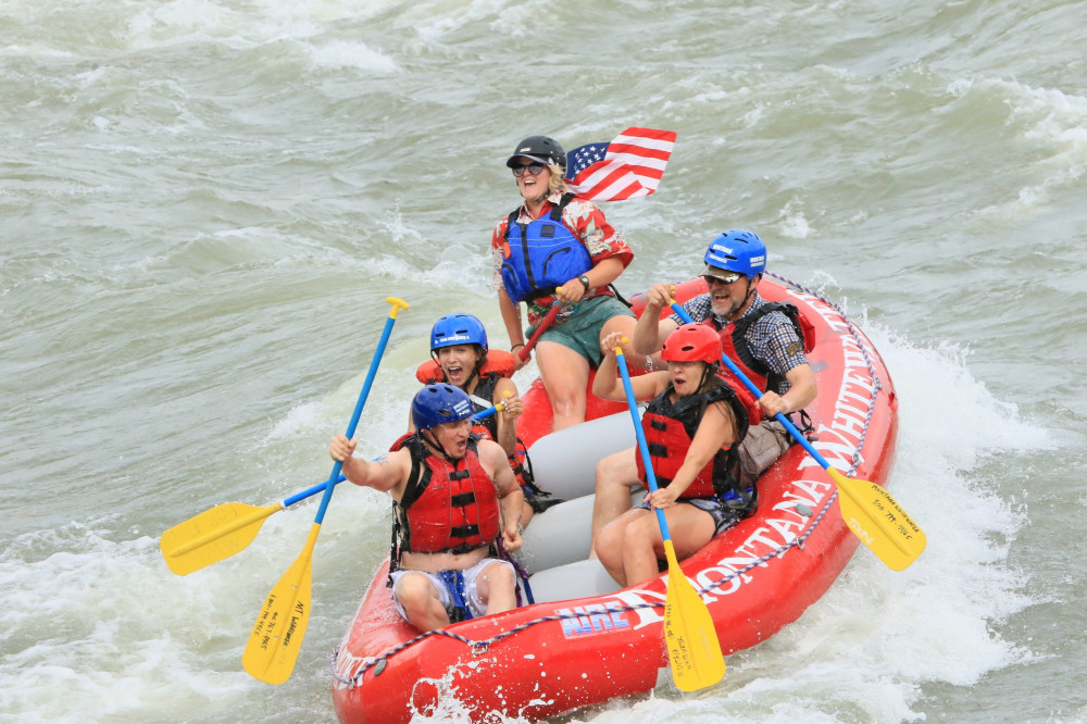 Yellowstone River Whitewater 8 Mile Paradise Raft Trip