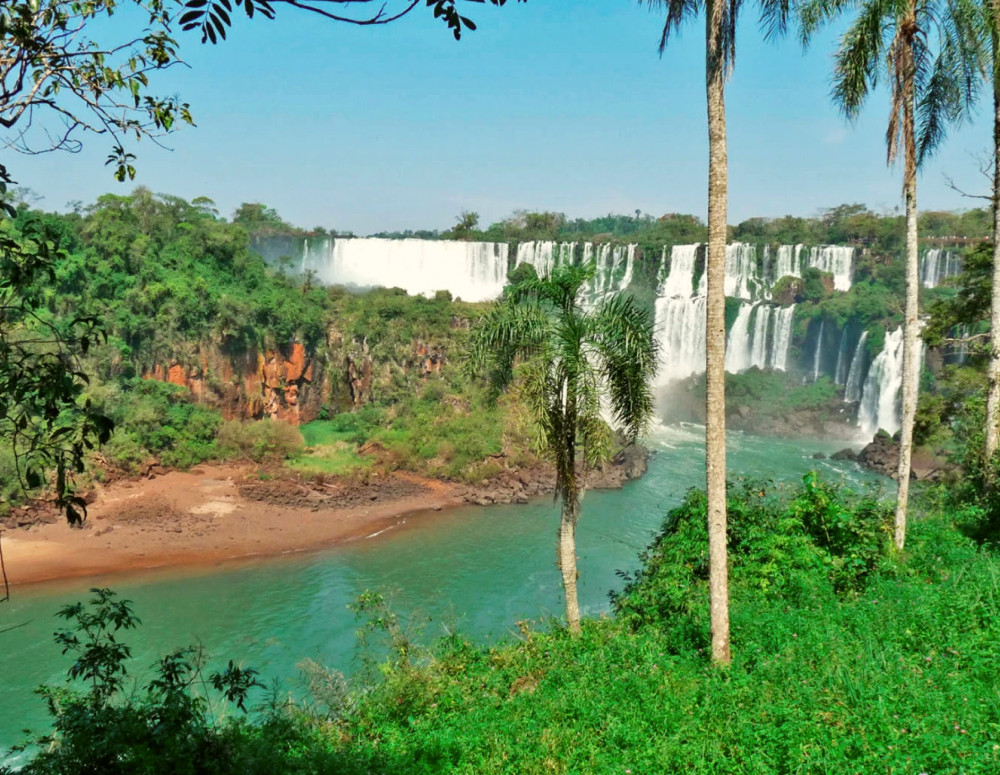 Iguazu Biocenter & Guarani Village