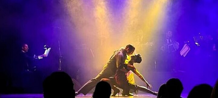 Tango Show at Esquina Homero Manzi