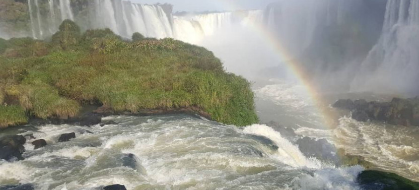 Brazilian Falls with Iguazu National Park Entrance Included