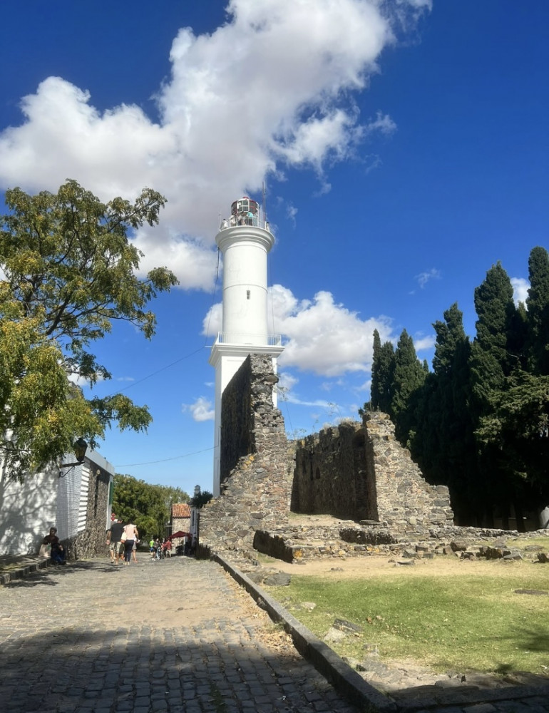 Colonia Del Sacramento Day Tour - Premium