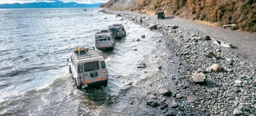 Gran Aventura 4x4 in Land Rover Defender