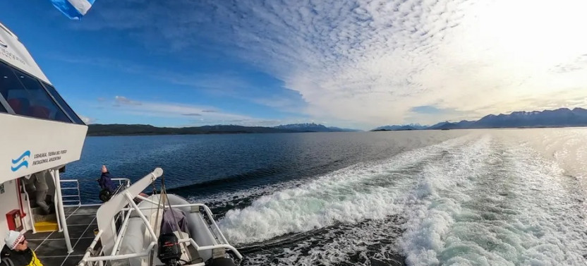 Beagle Channel Navigation with Isla de los Lobos