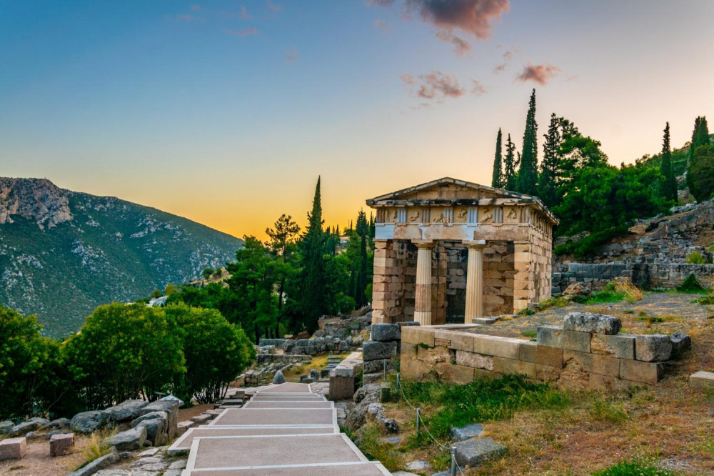Delphi: Self-Guided Audio Tour