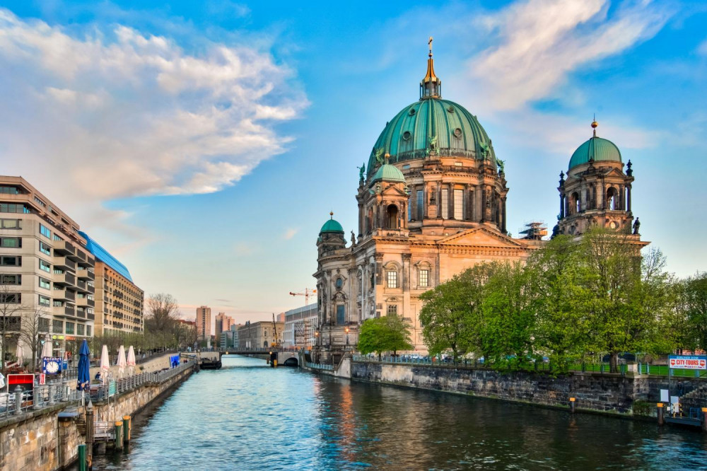 Berlin City: Self-Guided Audio Tour