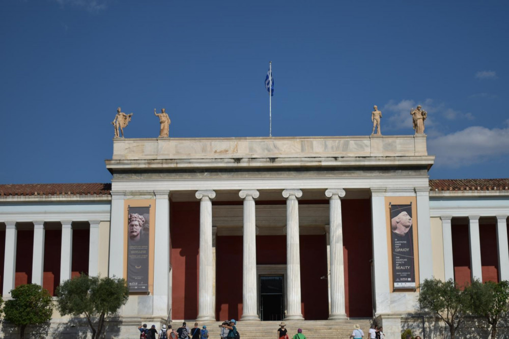 Athens: Archaeological & Acropolis Museum Entry with Audio Tours