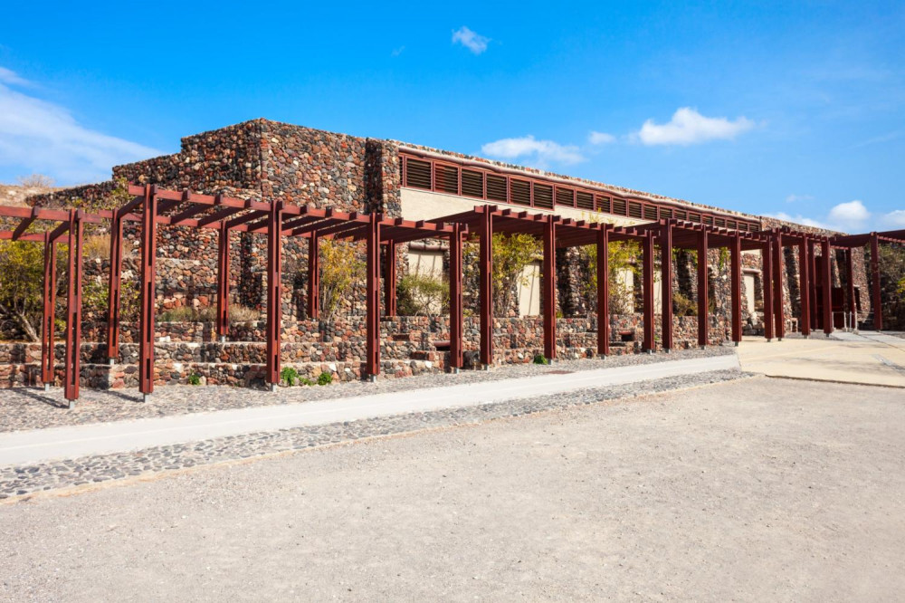 Santorini: E-Ticket to Akrotiri with Audio Tour