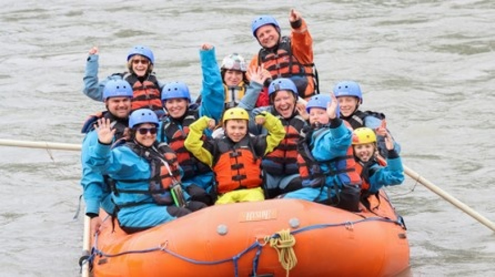 Wilderness Wave Raft: Whitewater Rafting along Denali’s Border