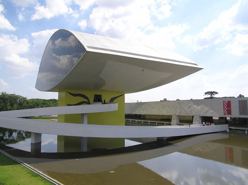 Oscar Niemeyer Museum