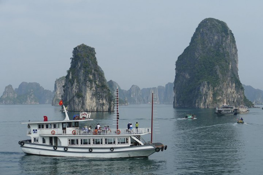 Shore Excursion: Glamour of Ha long Bay From Ha Long Port