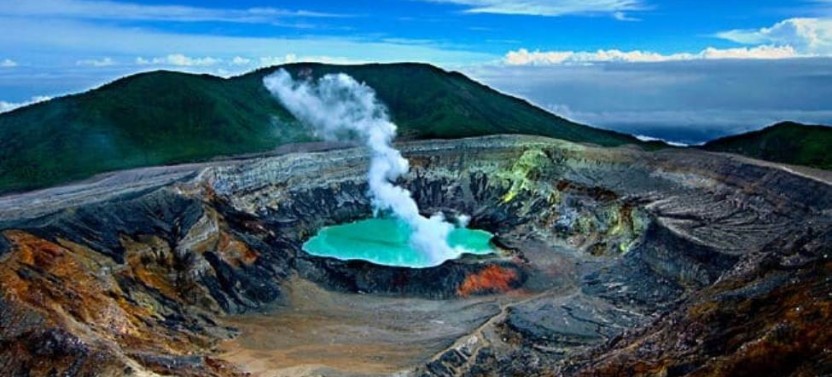 Private Tour: Poás Volcano National Park Half Day