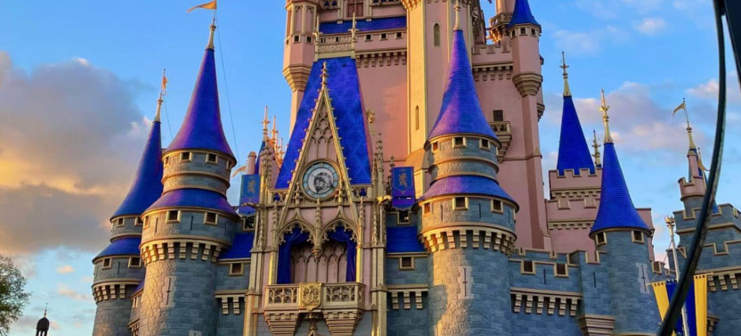 Orlando: Unofficial Magic Kingdom Self-Guided Audio Tour