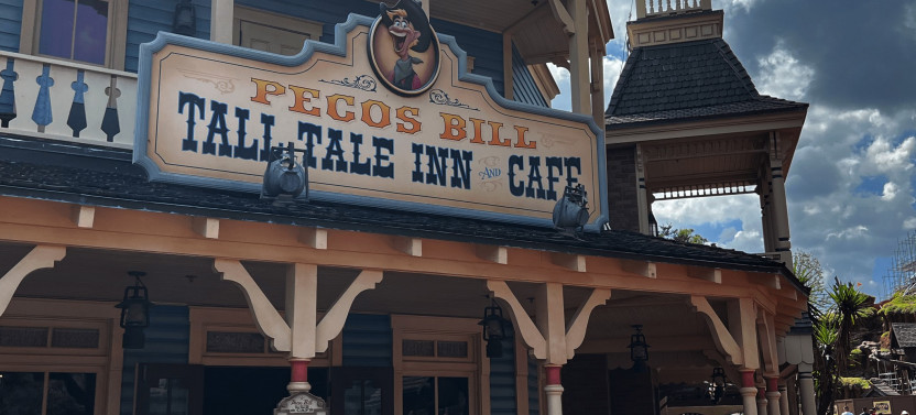 Orlando: Unofficial Magic Kingdom Self-Guided Audio Tour