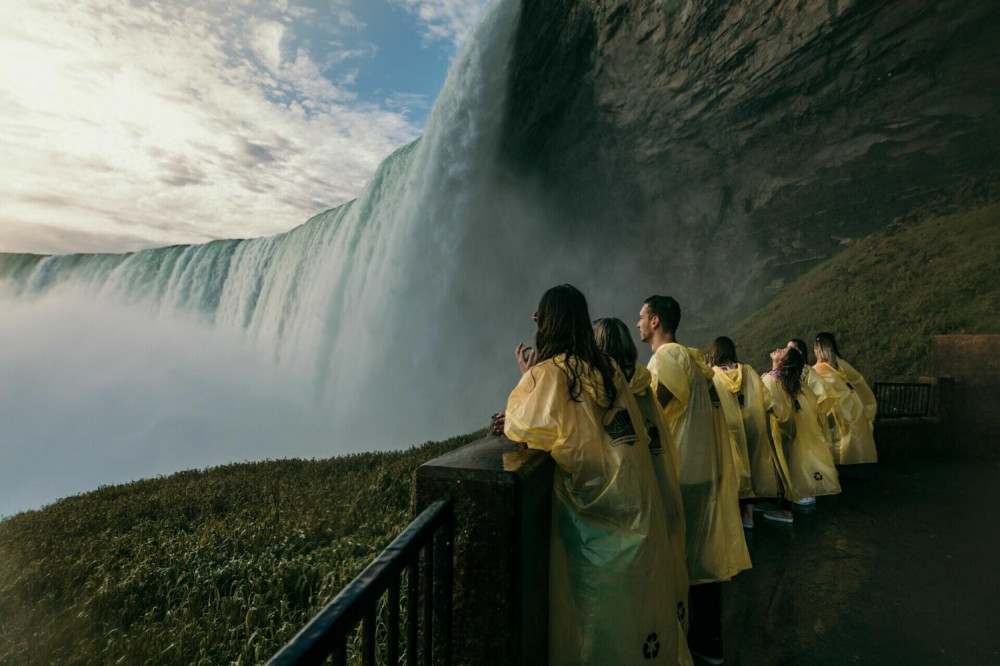 Niagara: Journey Behind The Falls & Skylon Tower with Tesla Audio Guide