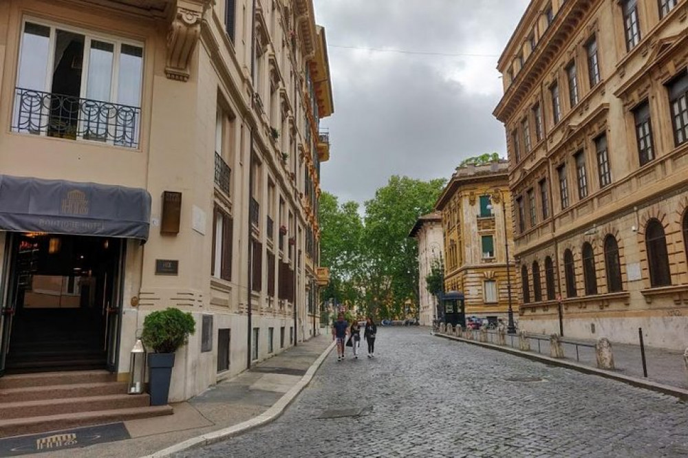 The Roman Jewish Ghetto: A Self-Guided Audio Tour