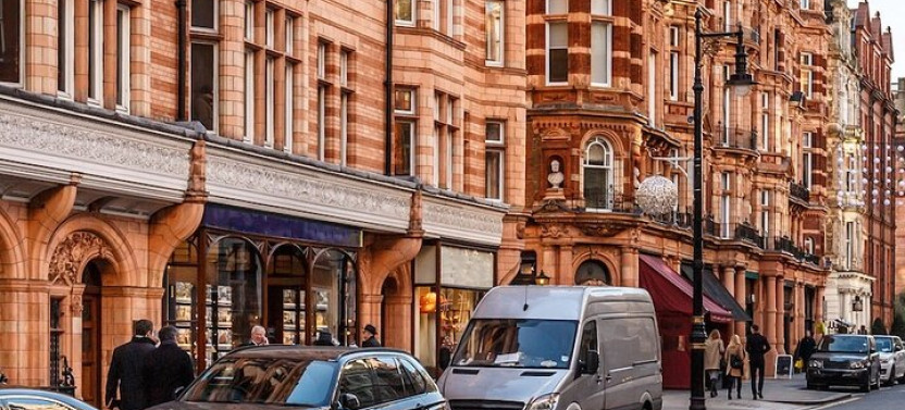 London’s Most Luxurious Neighbourhood: Self-Guided Audio Tour of Mayfair