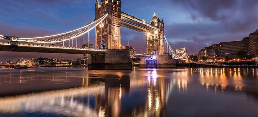 The City through the Centuries: A Self-Guided Audio Tour of London