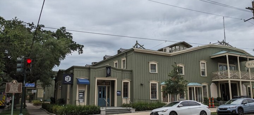 Self Guided Walking Tour of New Orleans' Historic Garden District