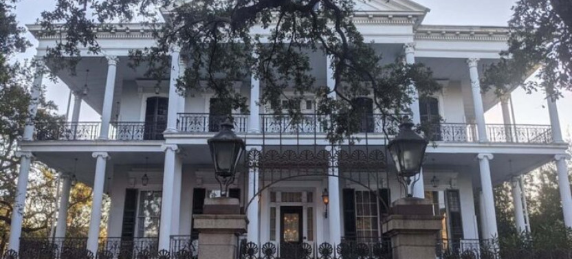 Self Guided Walking Tour of New Orleans' Historic Garden District