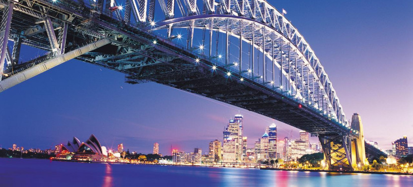 BridgeClimb Sydney Summit by Night at 17:45