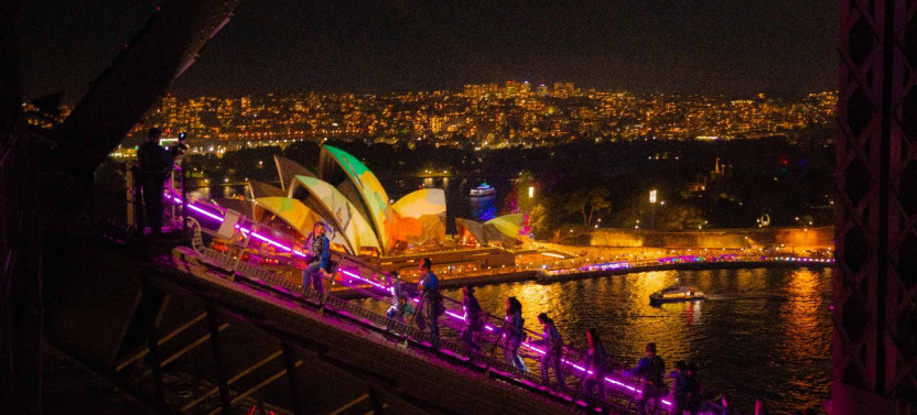 BridgeClimb Sydney Summit Vivid at 17:05