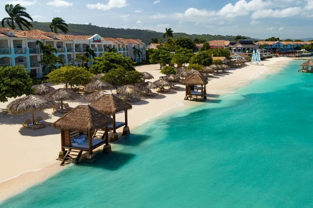 Montego Bay Airport and Sandals Montego Bay Private Shuttle