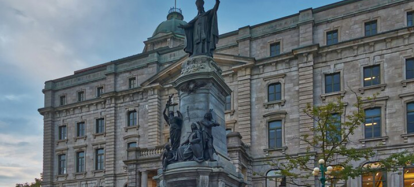 App Self-Guided Walking Tour To Quebec City Old Town