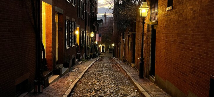 Self-Guided Boston Christmas Tour