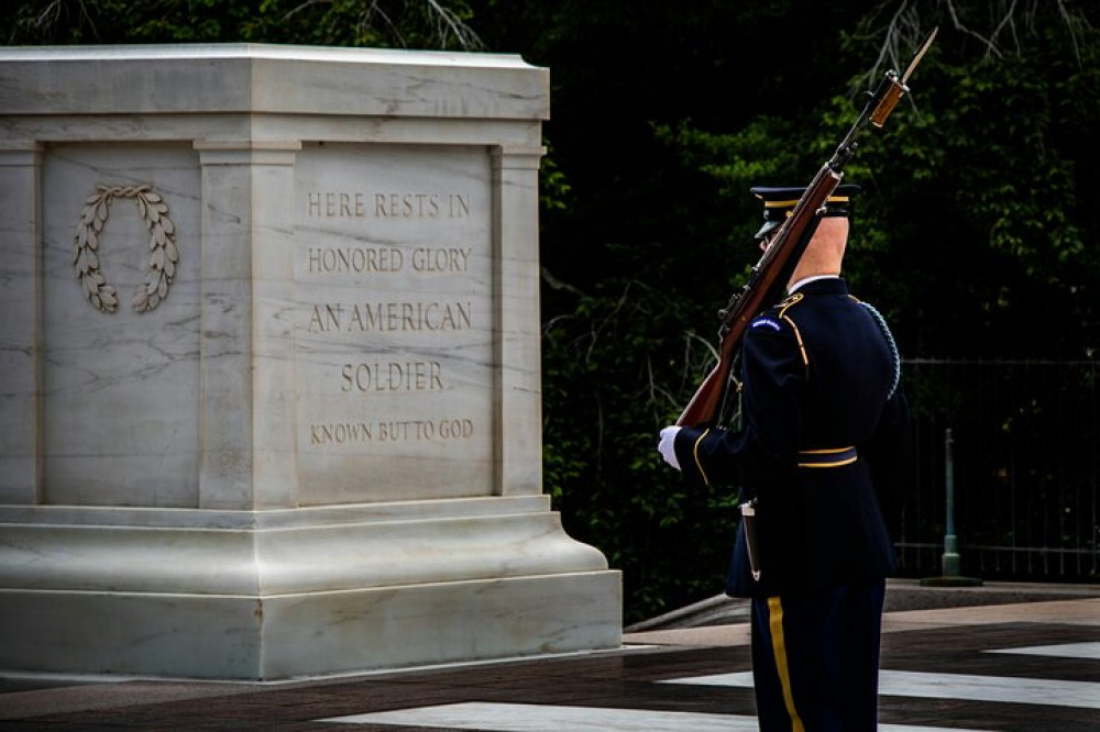 Self Guided Walking Tour Of Arlington National Cemetery GPS App