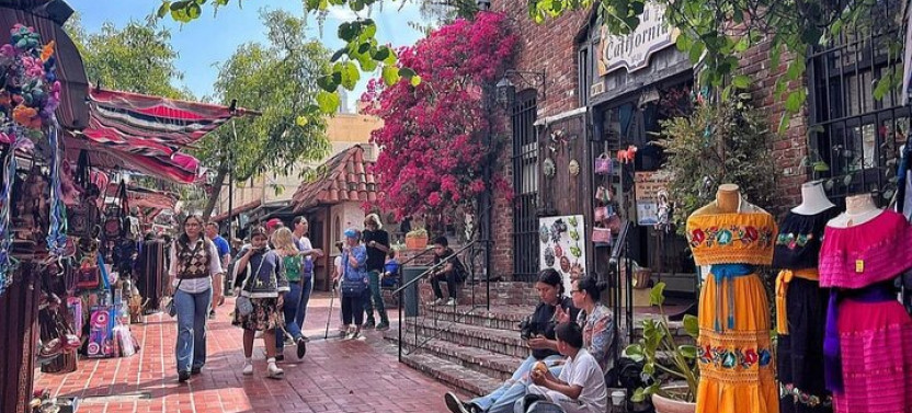 LA: Little Tokyo To Olvera St Smartphone (APP/GPS) Walking Tour