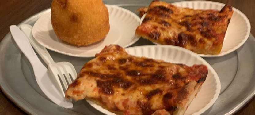Self Guided The North End Pizza, Cannoli And Picnic Solo Walking Tour