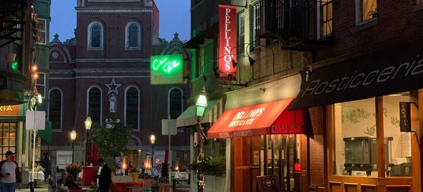 Self Guided The North End Pizza, Cannoli And Picnic Solo Walking Tour