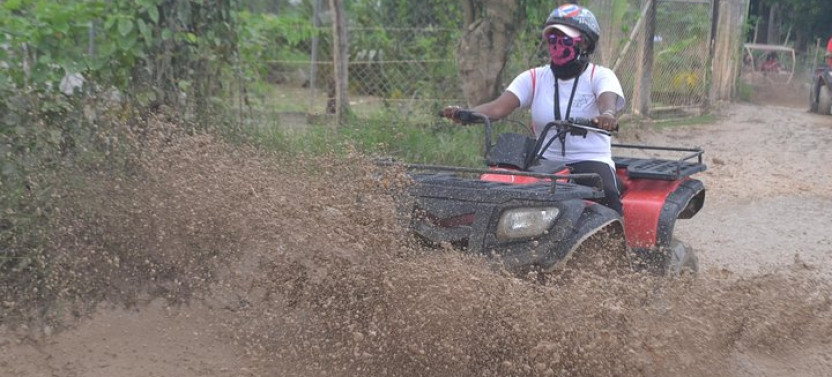 Punta Cana Adventure: Offroad 4x4 ATV - Cave and Macao Beach Dip