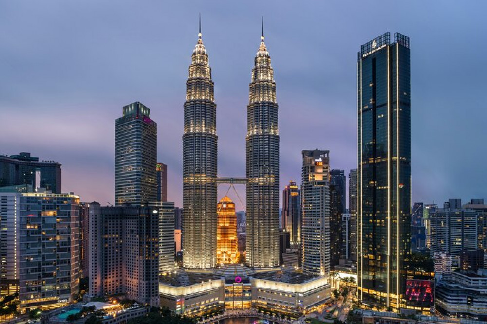 Kuala Lumpur Nightlife Walking Tour with Local Guide