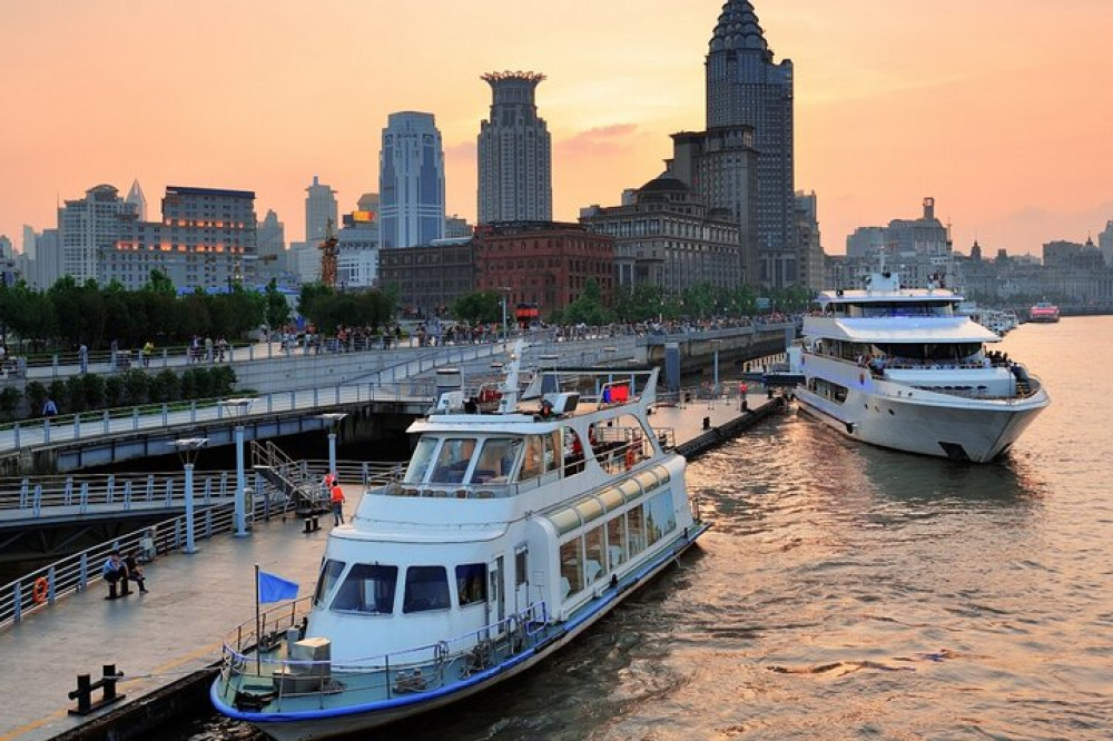 Shanghai River Cruise & City Lights