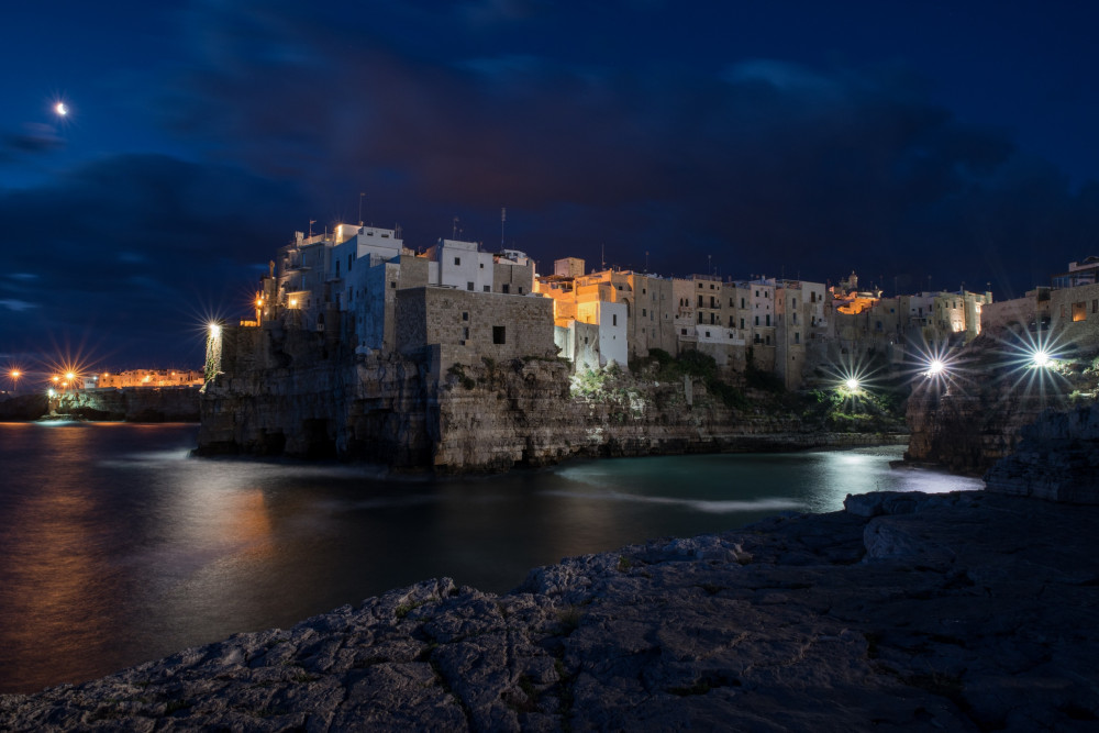 Boat Tour to the Caves of Polignano a Mare by Night