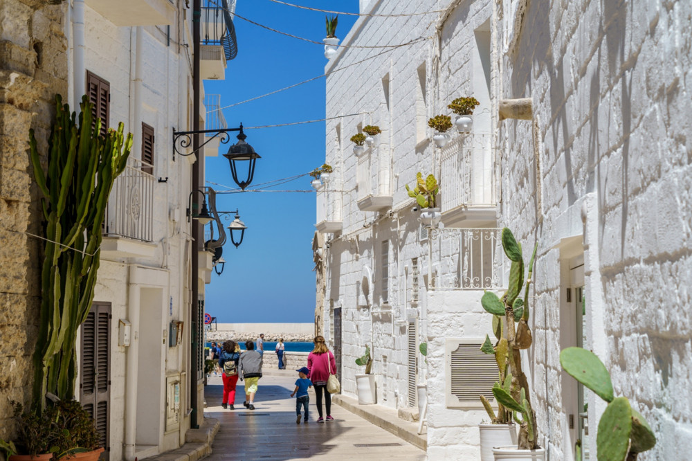 Street Food tour of Monopoli