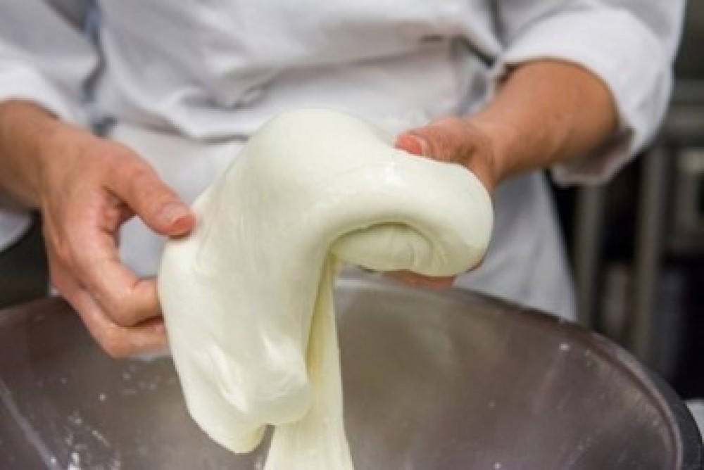 Tasting of Fresh Dairy Products in Itria Valley
