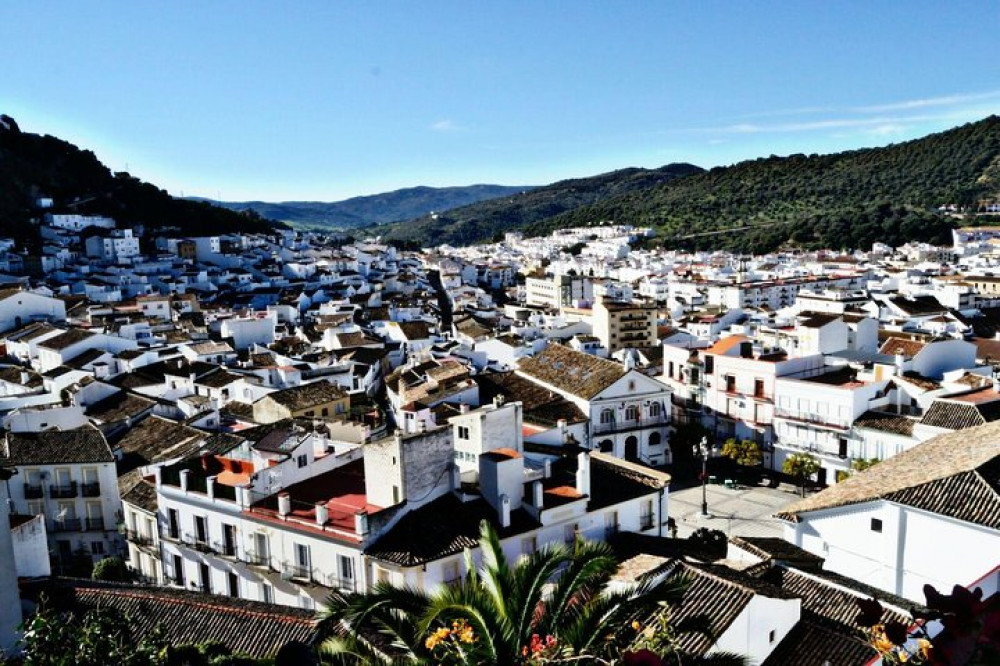 2 Day White Villages & Ronda Tour with 1 Night Private Travel