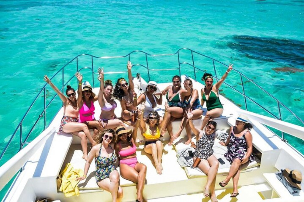 Party Boat In Catamaran With Open Bar + Snorkeling