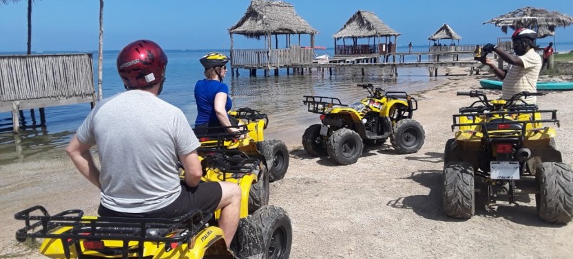 Roatan Extreme Adventure: ATV & Horseback Riding