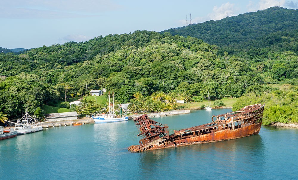 shore excursions at roatan