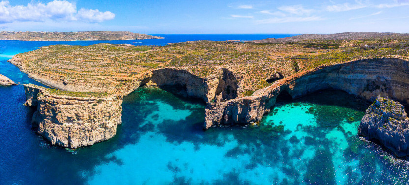 From Mellieha: Roundtrip Ferry Comino Blue Lagoon - Optional Trip to Gozo