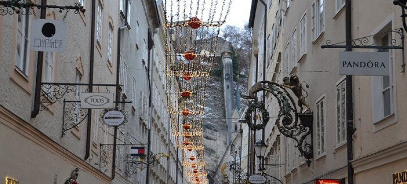 Private Christmas Market Tour In Salzburg