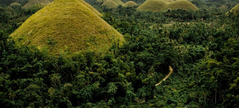 Bohol Chocolate Hills & Tarsier Tour With Lunch At Loboc River