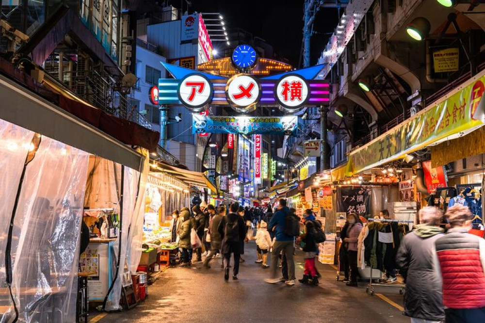 Tokyo: Night tour! Let's eat up in Ueno's Ameyoko Market